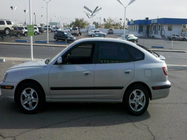 2005 Hyundai Elantra XUV SLE 4WD