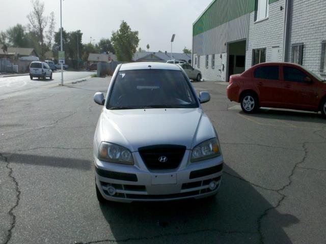 2005 Hyundai Elantra XUV SLE 4WD