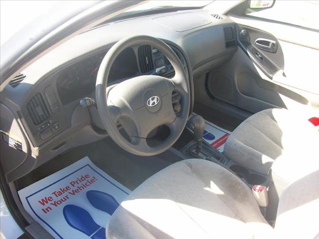 2006 Hyundai Elantra FWD 4dr Sport