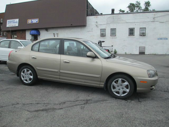 2006 Hyundai Elantra ADV AWD