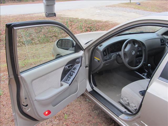 2006 Hyundai Elantra FWD 4dr Sport