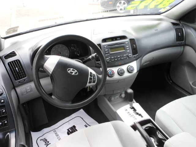 2008 Hyundai Elantra FWD 4dr Sport