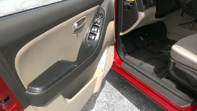 2008 Hyundai Elantra FWD 4dr Sport