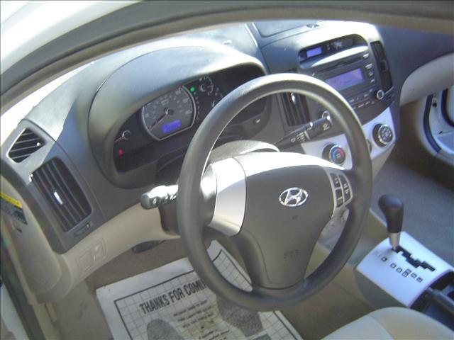 2008 Hyundai Elantra FWD 4dr Sport