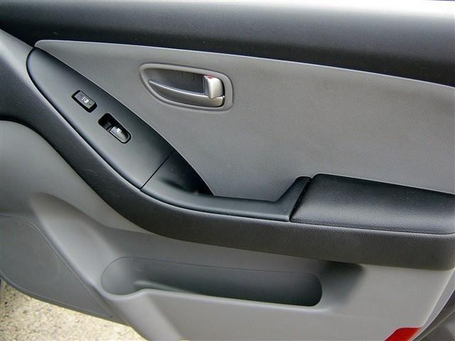 2008 Hyundai Elantra FWD 4dr Sport