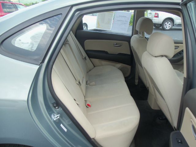 2009 Hyundai Elantra FWD 4dr Sport