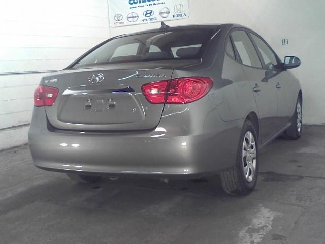 2010 Hyundai Elantra 4dr Sdn I4 CVT 2.5 S Sedan