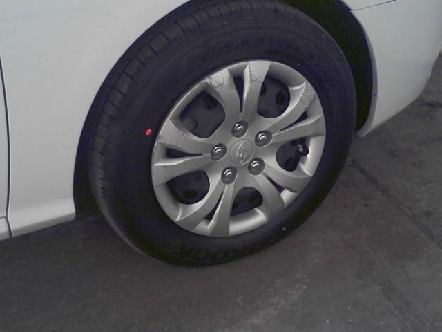 2010 Hyundai Elantra 4dr Sdn I4 CVT 2.5 S Sedan