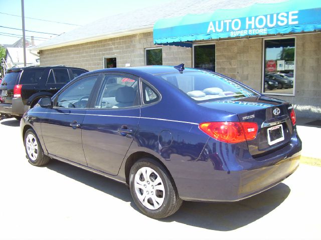 2010 Hyundai Elantra FWD 4dr Sport