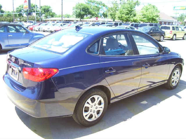 2010 Hyundai Elantra FWD 4dr Sport