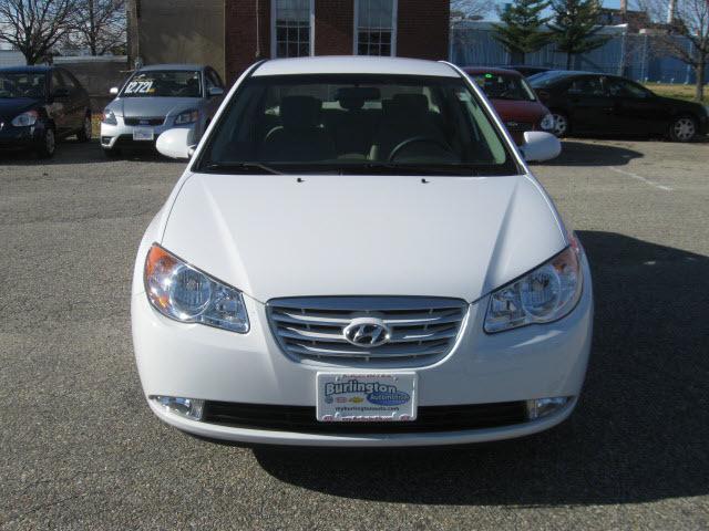 2010 Hyundai Elantra FWD 4dr Sport
