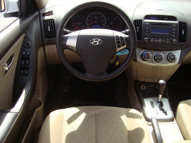 2010 Hyundai Elantra FWD 4dr Sport