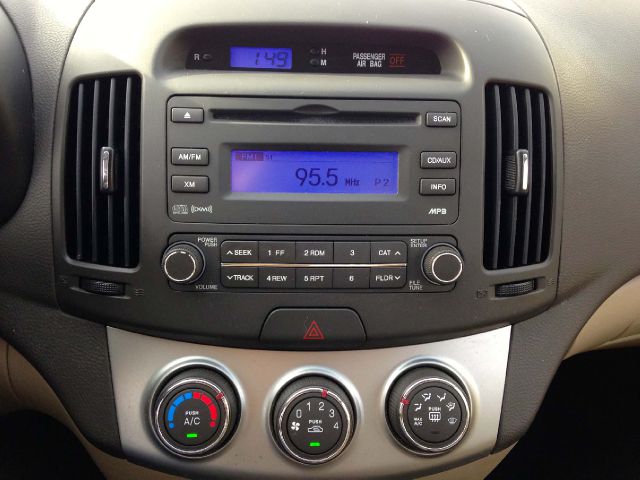 2010 Hyundai Elantra FWD 4dr Sport