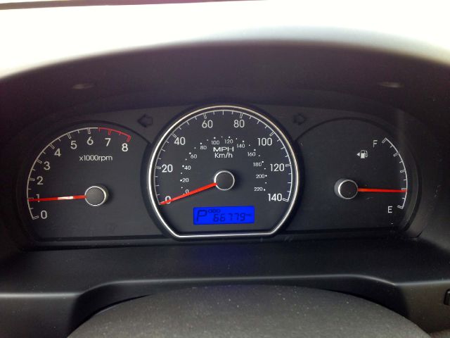 2010 Hyundai Elantra FWD 4dr Sport