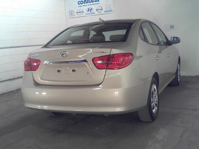 2010 Hyundai Elantra 4dr Sdn I4 CVT 2.5 S Sedan