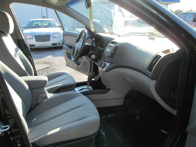 2010 Hyundai Elantra FWD 4dr Sport