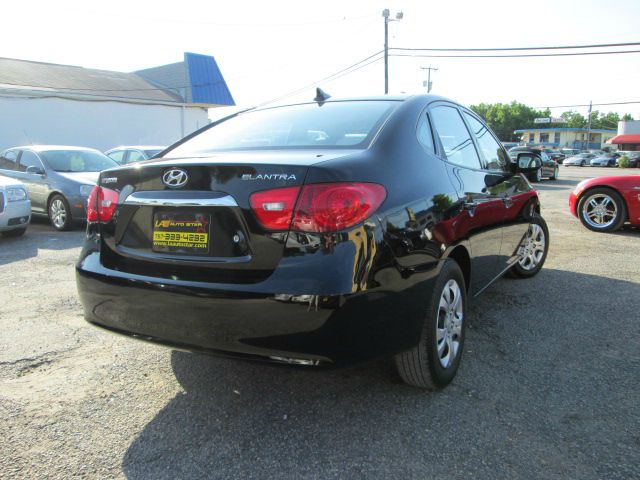 2010 Hyundai Elantra FWD 4dr Sport