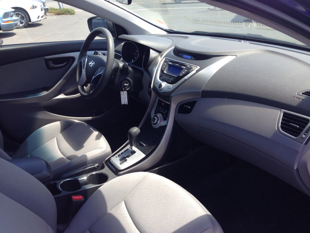 2011 Hyundai Elantra 4WD 4dr V6 SR5 Sport