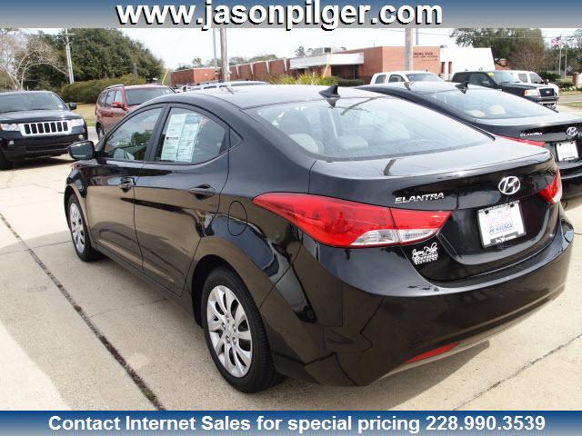 2011 Hyundai Elantra FWD 4dr Sport