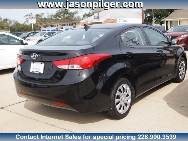 2011 Hyundai Elantra FWD 4dr Sport