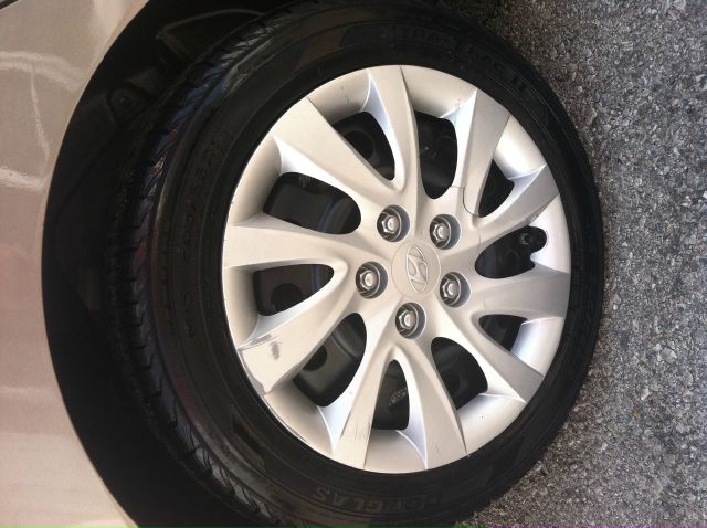 2011 Hyundai Elantra SLT 25