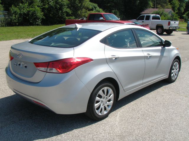 2011 Hyundai Elantra FWD 4dr Sport
