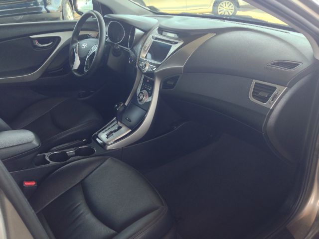2011 Hyundai Elantra SLT 25