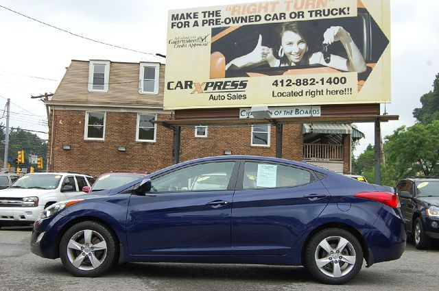 2012 Hyundai Elantra Supercab SRW 4X