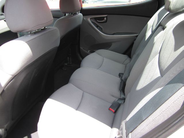 2012 Hyundai Elantra Unknown