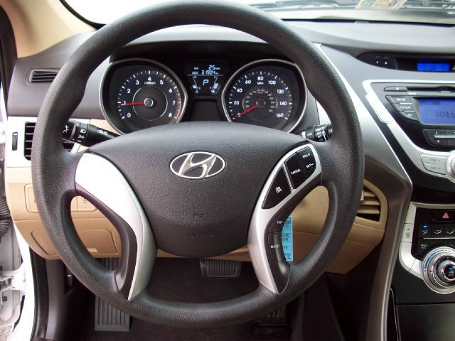 2012 Hyundai Elantra 4WD 4dr V6 SR5 Sport