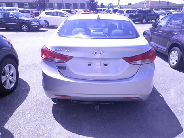 2012 Hyundai Elantra FWD 4dr Sport