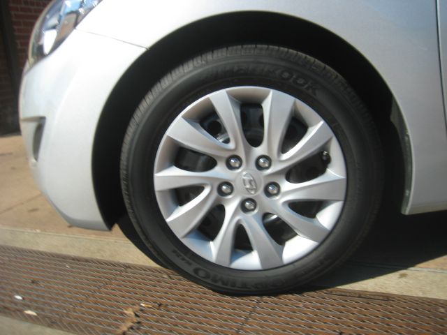 2013 Hyundai Elantra 4WD 4dr V6 SR5 Sport