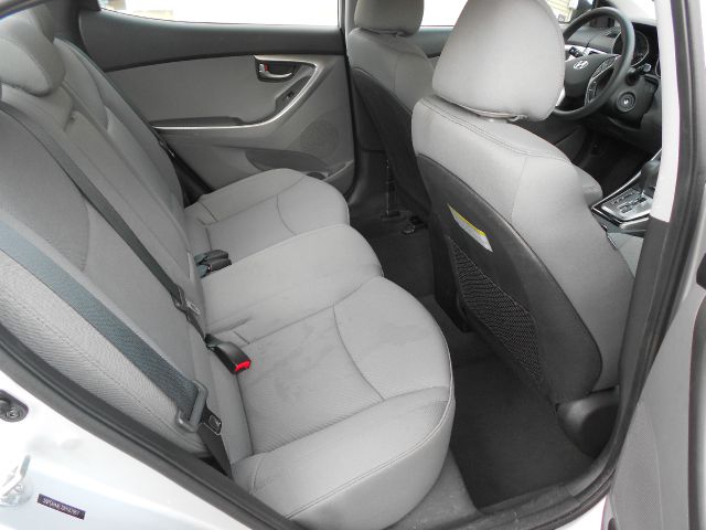 2013 Hyundai Elantra FWD 4dr Sport