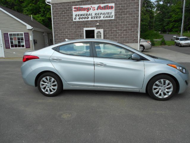 2013 Hyundai Elantra FWD 4dr Sport