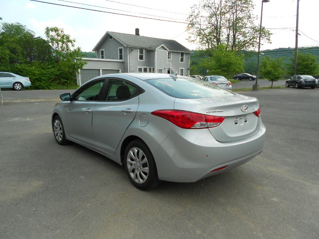 2013 Hyundai Elantra FWD 4dr Sport