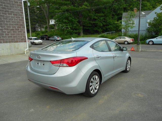 2013 Hyundai Elantra FWD 4dr Sport