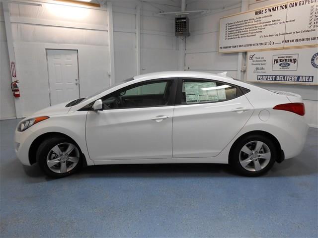 2013 Hyundai Elantra FWD 4dr Sport