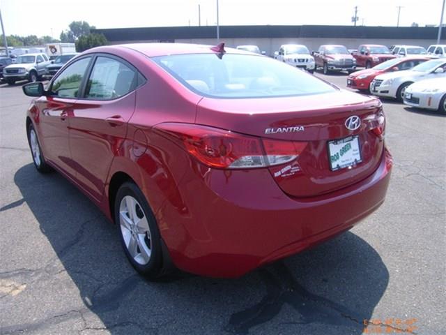 2013 Hyundai Elantra FWD 4dr Sport