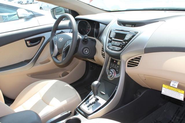 2013 Hyundai Elantra FWD 4dr Sport