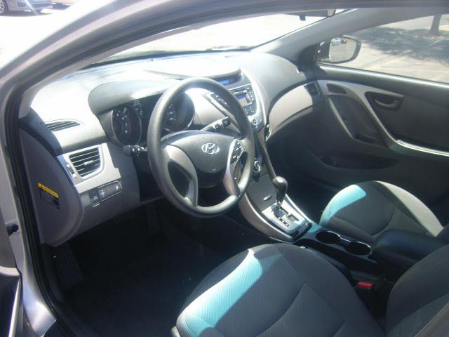 2013 Hyundai Elantra Unknown