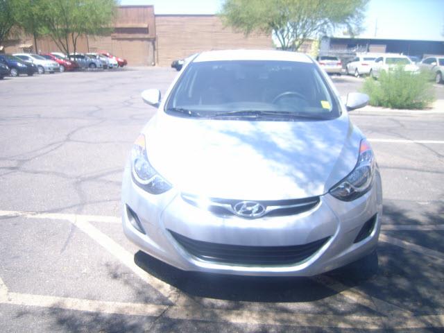 2013 Hyundai Elantra Unknown