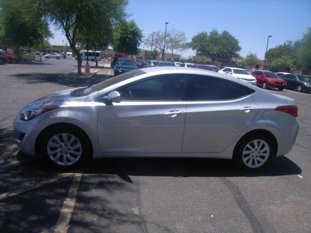 2013 Hyundai Elantra Unknown
