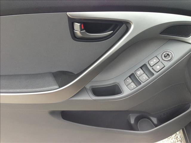 2013 Hyundai Elantra SLT 25