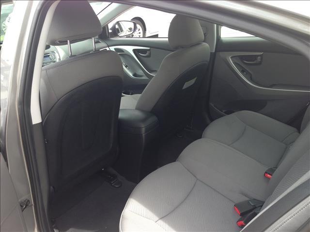 2013 Hyundai Elantra SLT 25