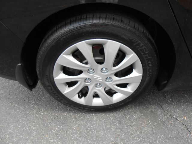 2013 Hyundai Elantra Power Windows, Seat And Locks