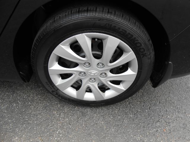 2013 Hyundai Elantra Power Windows, Seat And Locks