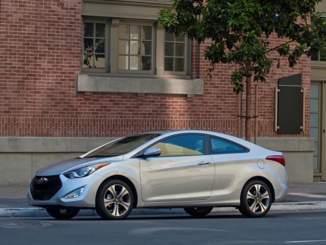2013 Hyundai Elantra Coupe Super CAB XLT Fx44x4