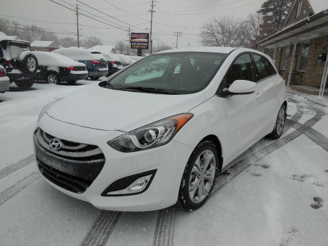 2013 Hyundai Elantra GT 6-cyl,3.