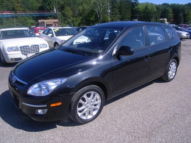 2009 Hyundai Elantra Touring Base