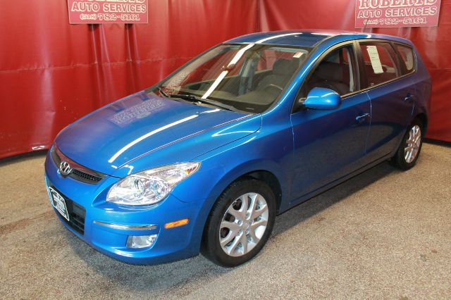 2009 Hyundai Elantra Touring Standard 4X4 Hardtop